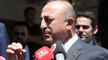 Τα μαζεύει η τουρκική κυβέρνηση, θέλει διπλωματική λύση, αλλά επιμένει ότι τα 18 νησιά είναι... τουρκικά