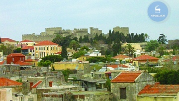 Η κυβέρνηση αποφεύγει να δώσει απαντήσεις στο ζήτημα της παραχώρησης ακινήτων του δημοσίου