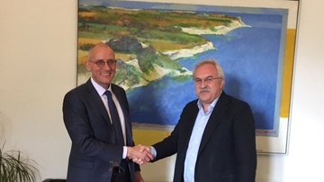 Συνάντηση του Δημήτρη Γάκη με τον Πρέσβη της Δανίας Michael Braad