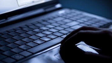 Αθώος λόγω αμφιβολιών για υλικό παιδικής πορνογραφίας
