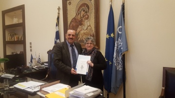 Η πρόεδρος του Συλλόγου Γονέων Παιδιών με Νεοπλασματική Ασθένεια «Η Φλόγα» επισκέφτηκε το Δήμαρχο Ρόδου
