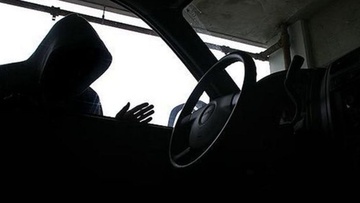 Ρόδος: 33χρονος έκλεψε από αυτοκίνητο τσαντάκι με 400 ευρώ