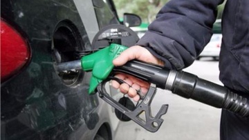 Επίδομα βενζίνης: Πώς θα αποθηκεύσετε το «κουπόνι» των 13 ευρώ στο κινητό σας