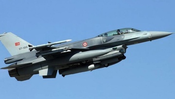 Το ελικόπτερο του διοικητή της ΑΣΔΕΝ είχε στόχο το τουρκικό F-16