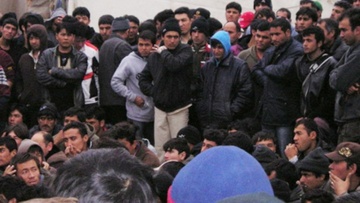 Καταγγέλλουν την κράτηση προσφύγων στη Ρόδο