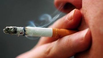 Όσο περισσότερο καπνίζει κανείς τόσο κινδυνεύει από εγκεφαλικό επεισόδιο