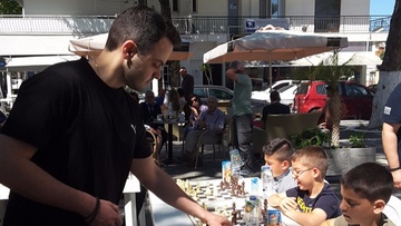 Σήμερα το σιμουλτανέ του Ιππότη