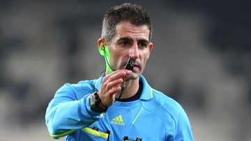 Τάσος Σιδηρόπουλος: Η UEFA τον σέβεται, στην Ελλάδα… 