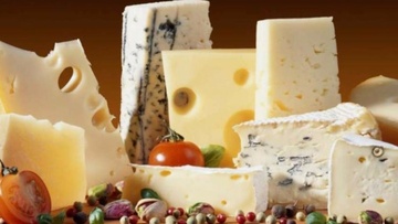 Το τυρί αναδεικνύεται παράγοντας μακροζωίας- Τι θα συμβεί αν τρώτε κάθε μέρα