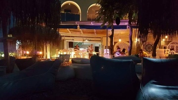 Moυσικές μαγευτικές βραδιές στο Elli Restaurant Beach Bar