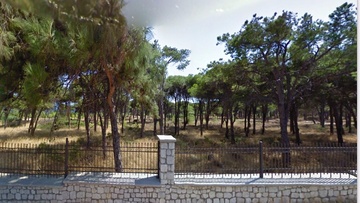 Θα μπορούσε να είναι όαση το πάρκο Καλλιθέας, αλλά δεν είναι