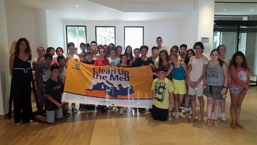 Εθελοντικός καθαρισμός  από το ξενοδοχείο Grecotel