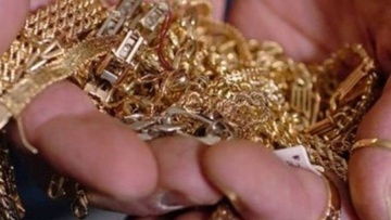 Ελεύθερες με όρους αφέθηκαν οι δύο τσιγγάνες για τα χρυσαφικά