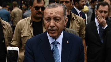 Εκλογές στην Τουρκία: Θρίαμβος Ερντογάν, εκλέγεται πρόεδρος από τον α' γύρο και παίρνει και τη Βουλή