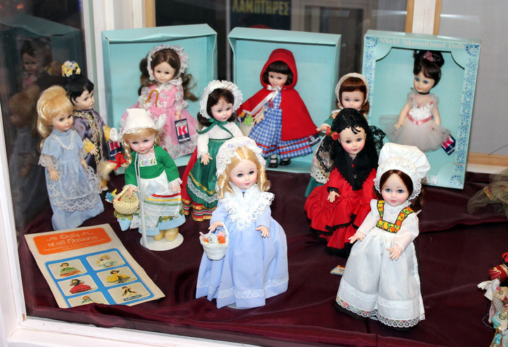 Ελληνικές κούκλες Κεχαγιά 1965