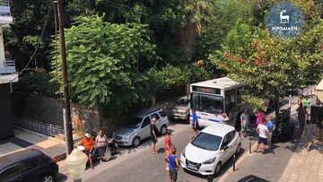 Χαμός στο κέντρο της Ρόδου