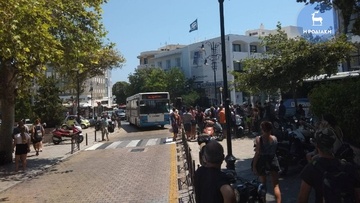 Κυκλοφοριακό «έμφραγμα» στο κέντρο της Ρόδου, λόγω βλάβης σε λεωφορείο!