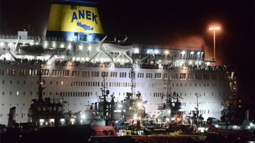 Φωτιά στο πλοίο «Ελευθέριος Βενιζέλος»: Κατέβηκαν με ασφάλεια οι 875 επιβάτες