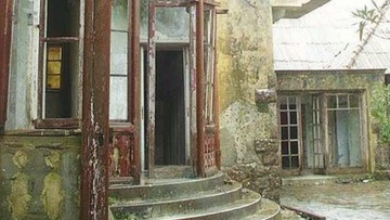 Τα ίδια χάλια και χειρότερα