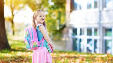 Γιατί δεν πρέπει να ποστάρετε «back to school» φωτογραφίες των παιδιών σας στο διαδίκτυο