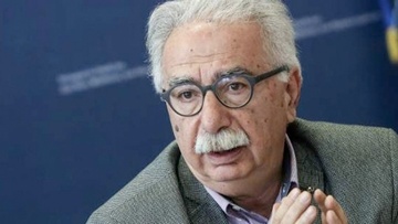 Γαβρόγλου: Πολύ λιγότερα μαθήματα και μεγαλύτερο βάθος στη Γ' Λυκείου
