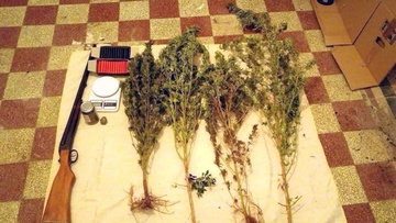 Συνελήφθησαν στους Λειψούς τρία άτομα εμπλεκόμενοι σε υποθέσεις ναρκωτικών