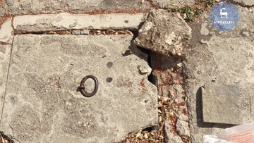 Κόλλησε το.... τακούνι Ροδίτισσας σε τσιμεντένιο φρεάτιο!