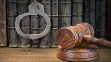 Συνελήφθη στη Ρόδο καταδικασθέντας για σωματική βλάβη και ψευδή καταμήνυση