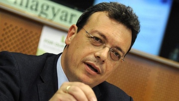 Φάμελλος: «Η Νίσυρος είναι μηδενικών αποβλήτων και ενεργειακά αυτόνομη»