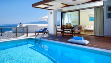 ΠΟΞ:  "Να πάρουν ανάσα τα ελληνικά ξενοδοχεία"