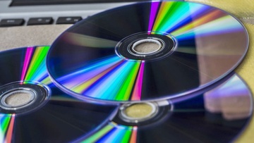 Αθώοι λόγω αμφιβολιών γιος και μητέρα για το ροζ DVD