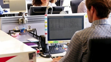 «Μπόνους» έως 10.000 ευρώ  για μικρομεσαίες που  διατήρησαν προσωπικό