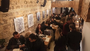 10GR: Το νέο all day wine bar στην καρδιά της Παλιάς Πόλης στη Ρόδο