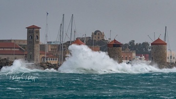 Προειδοποίηση από το Λιμεναρχείο Ρόδου προς τους ιδιοκτήτες σκαφών για ισχυρούς ανέμους