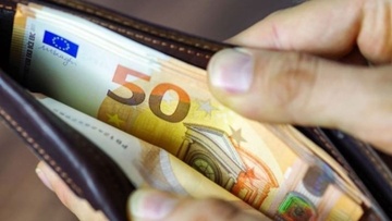 Εως τις 10 Απριλίου θα καταβληθούν τα 800 ευρώ