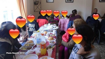 Γεύμα αγάπης στα παιδιά  του Ορφανοτροφείου από την Εκκλησία των Φανών