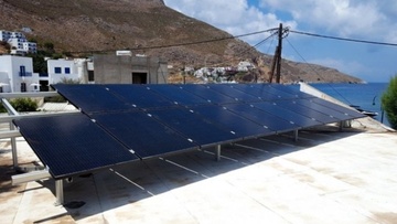 Στην Τήλο ο πρώτος ηλιακός σταθμός φόρτισης ηλεκτρικών οχημάτων σε ελληνικό νησί