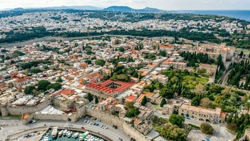 Πρόταση για παράταση του ωραρίου των καταστημάτων της Ρόδου μέχρι τα μεσάνυκτα