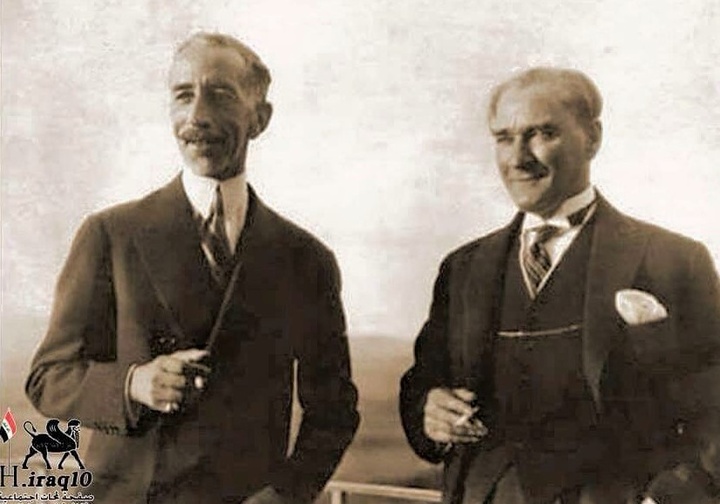 Ο πατέρας της πριγκίπισσας Αζζά, βασιλιάς Φαϋζάλ, με τον Πρόεδρο της Τουρκικής Δημοκρατίας  Μουσταφά Κεμάλ Ατατούρκ