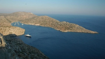Τα Λέβιθα ανήκουν στην Πάτμο, στην Ιερά Μονή Ιωάννου του Θεολόγου