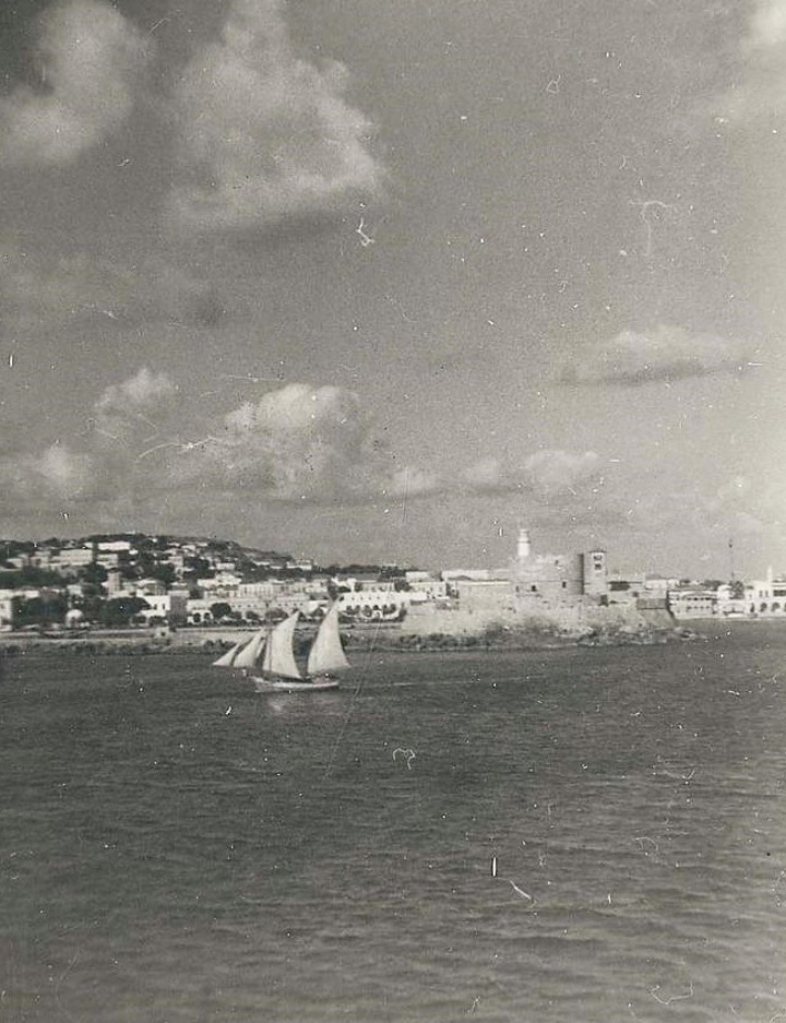 Το λιμάνι της Ρόδου,  τον Ιούνιο 1934