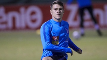 Ο Λεονάρντο Κούτρης κλήθηκε στην Εθνική ομάδα για τα προκριματικά του Euro 2020