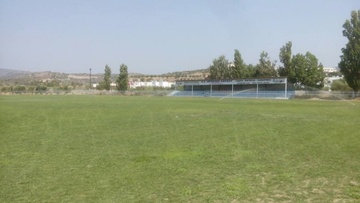 Ηλεκτροφωτισμός στο γήπεδο Λάρδου 