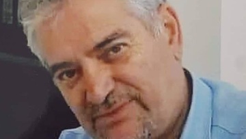 O Tάσος Μακρής με τη ΝΕΑ ΜΕΡΑ και τον Στράτο Καρίκη
