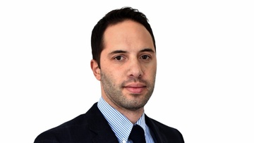 Λευτέρης Βαρουξής: Πολιτική για την ουσία.  Πολιτική για λύσεις