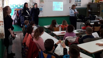 Ενημερωτικές διαλέξεις σε μαθητές για την οδική ασφάλεια από στελέχη του Τμήματος Τροχαίας Ρόδου
