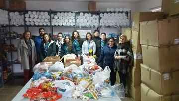 Συγκέντρωσαν τρόφιμα για το πρόγραμμα σίτισης του δήμου Ρόδου