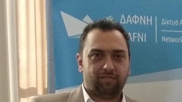 Συγχαρητήρια του Μανώλη Γλυνού στον αντιδήμαρχο Κύθνου για την ένταξη στα «έξυπνα νησιά»