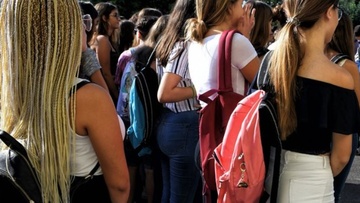 Ο κύβος ερρίφθη: Κουδούνι στις 9 για γυμνάσια και λύκεια τη νέα χρονιά 