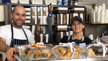 Παραδοσιακό ζαχαροπλαστείο στη Μελβούρνη από οικογένεια Λεριών